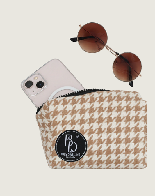 Haven Pouch Mocha Cream Houndstooth