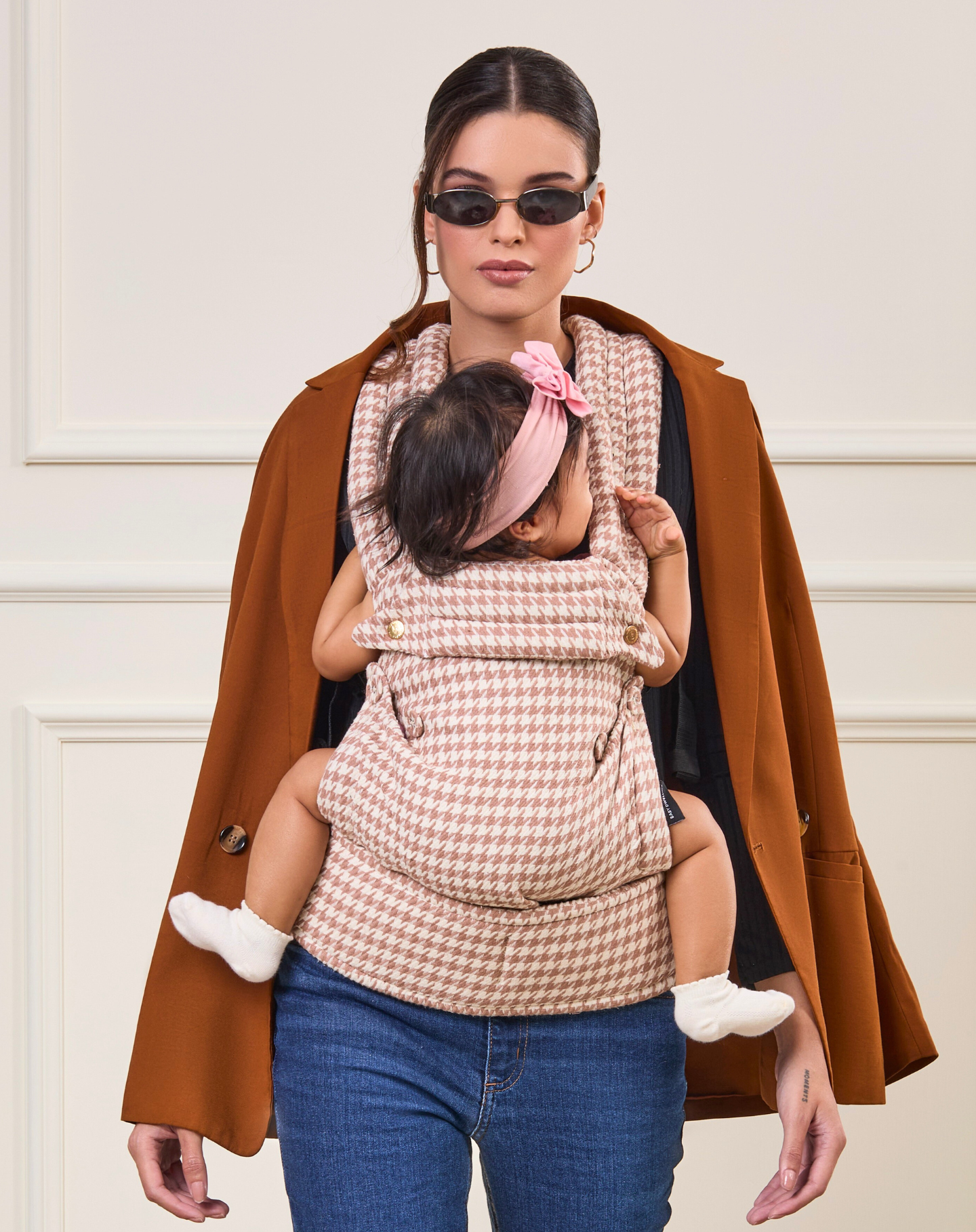 Mocha cream Houndstooth